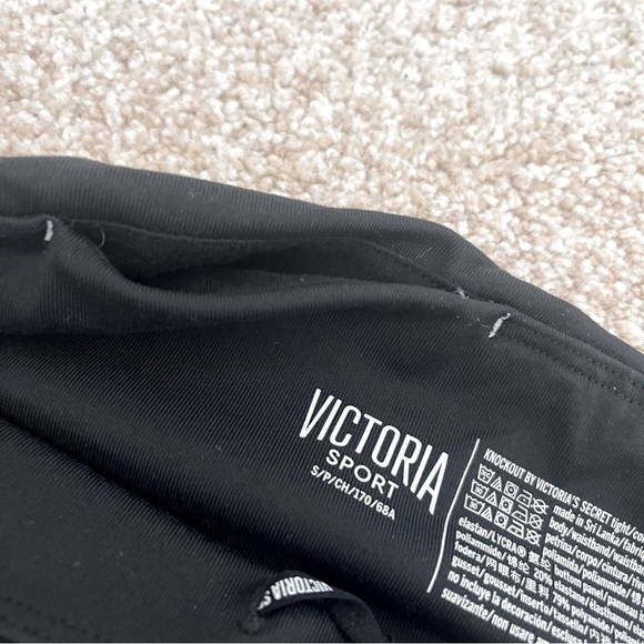 Victoria's Secret Sport High Waisted Knockout Leggings Size Small - Picture 6 of 8